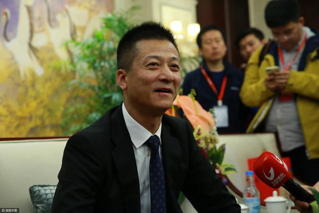 我在周二透露，那不勒斯将获得2500万欧元转会费。